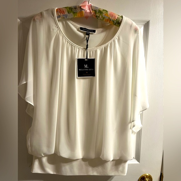 Winter white / off white blouse - Picture 1 of 5